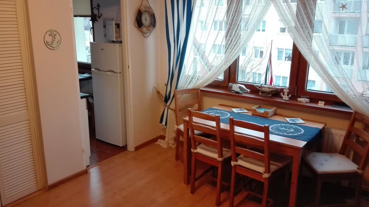 Sea Apartment Хел Екстериор снимка